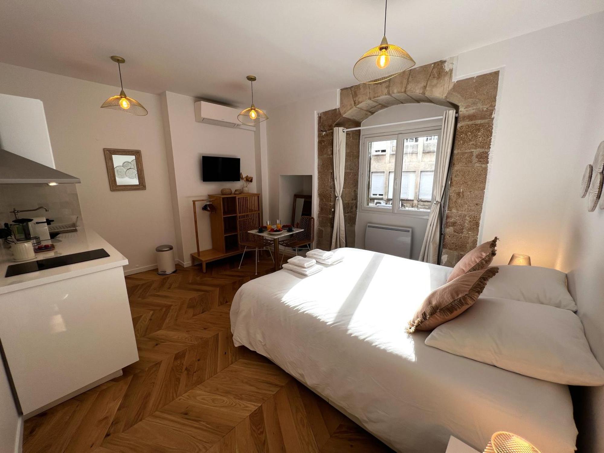 Appartamento Le Comte - Heart Of Dijon - With Ac Esterno foto